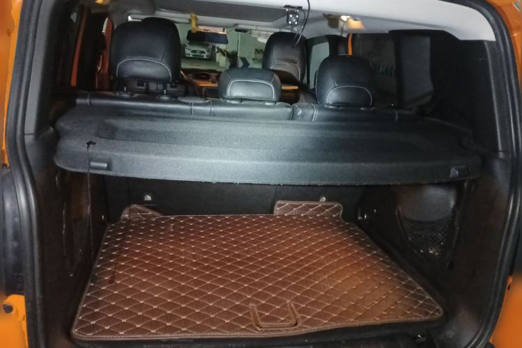 Used Jeep Renegade 2017 180T Automatic Jingneng Edition Trunk