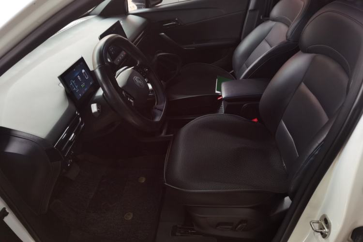 Used MG 4 EV 2022 425 km Luxury Edition Left Front Seat