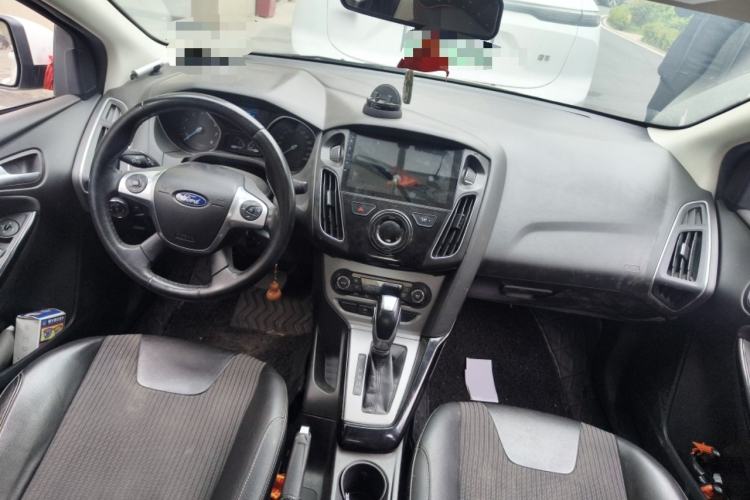 Used Ford Focus 2012 Sedan 1.6L Automatic Fashion Edition