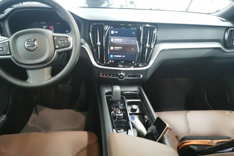 Used Volvo S60 2025 B4 Zhiyi Luxury Edition