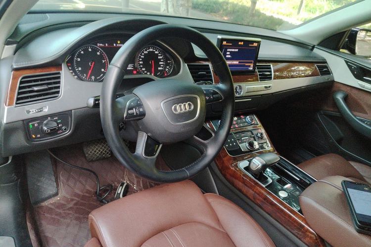 Used Audi A8 2013 A8L 30 FSI Comfort Model
