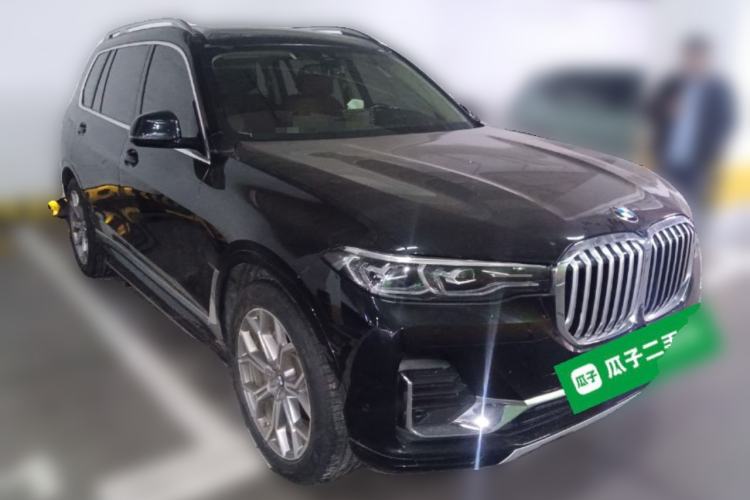Used BMW X7 2019 xDrive40i Luxury Package with Leading Features
