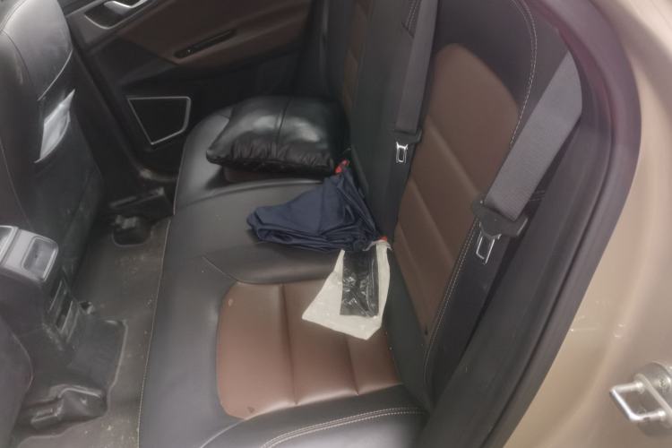 Used Geely Auto Emgrand GS 2018 Lingchao Edition 1.4T Automatic ZhenShang Smart Connectivity Model Left Rear Seat