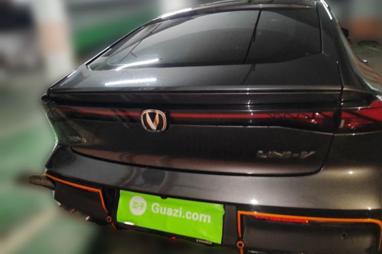 Used CHANGAN UNI-V 2023 1.5T Sport Edition
