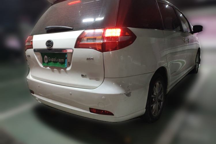 Used BYD M6 2015 2.4L Automatic Prestige Edition