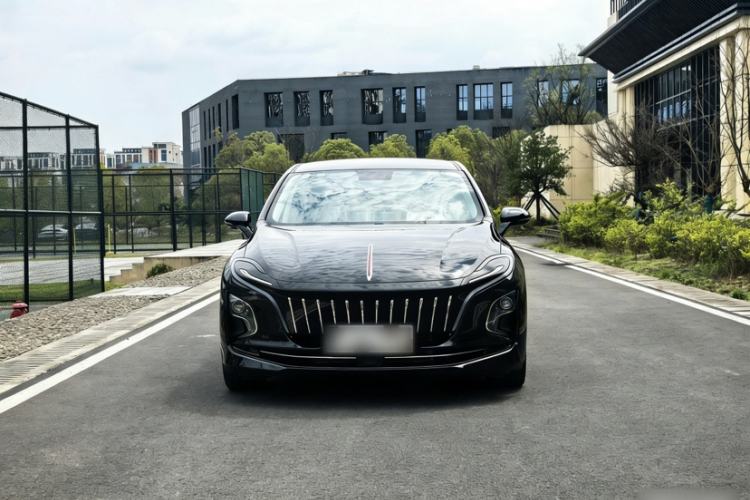 Used Hongqi E-QM5 2021 Online Booking Charging Basic Edition 5 Seats
