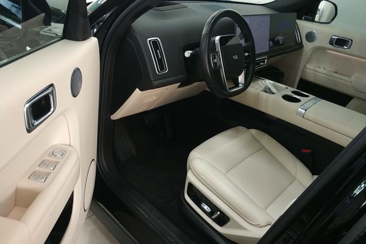 Used Li Auto L7 2024 Pro Model
