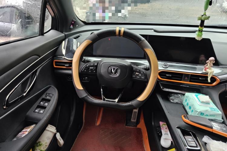Used CHANGAN UNI-T 2022 1.5T Sport Edition Flagship Version Steering Wheel