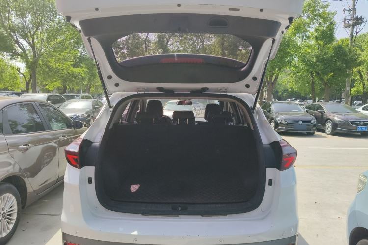 Used Hyundai Tucson 2020 280TGDi Two-Wheel-Drive GLS Fashion Edition China VI Standard Trunk