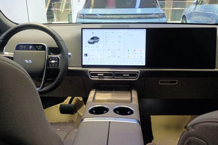 Used Li Auto L7 2025 Ultra Smart Refreshed Edition
