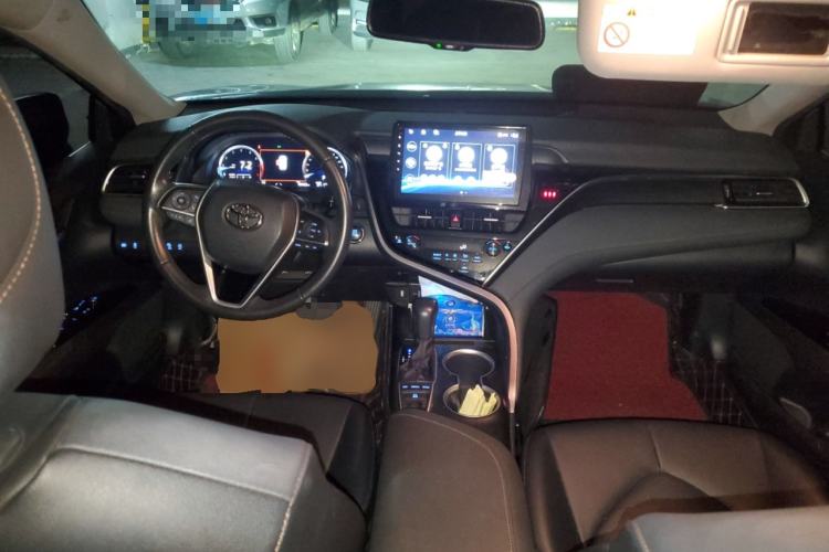 Used Toyota Camry 2021 2.5G Luxury Edition
