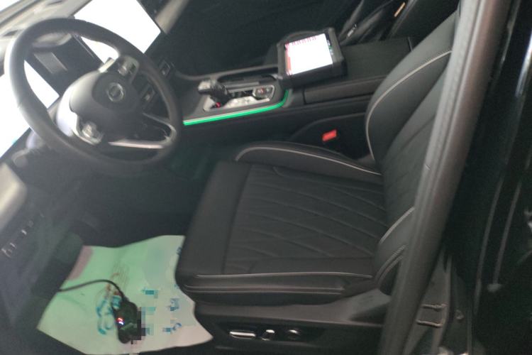 Used GAC Trumpchi GS8 2025 Linghang Series 2.0 TGDI Two-Wheel-Drive Luxury Edition 5 Seats
