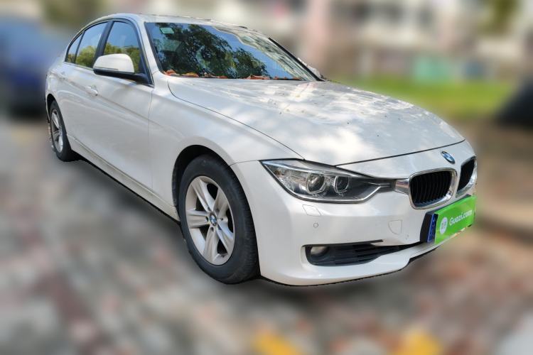 Used BMW 3 Series 2015 320i Luxury Line Stylish Edition