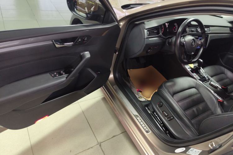 Used Volkswagen Passat 2017 330TSI DSG Luxury Edition