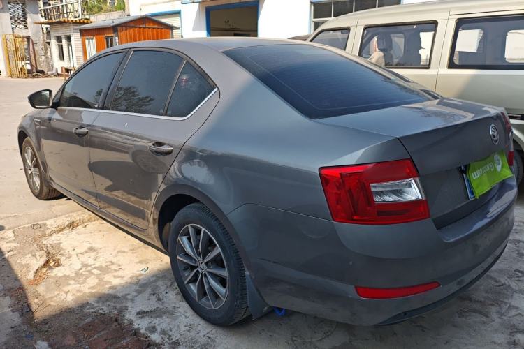 Used Skoda Octavia 2017 1.6L Automatic Chuanxing Edition
