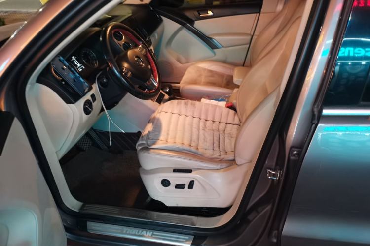 Used Volkswagen Tiguan 2010 2.0 TSI Automatic All-Wheel Drive Flagship Edition