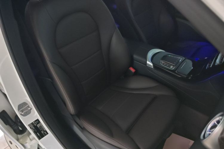 Used Mercedes-Benz GLC 2021 GLC 260 L 4MATIC Dynamic Edition Right Front Seat