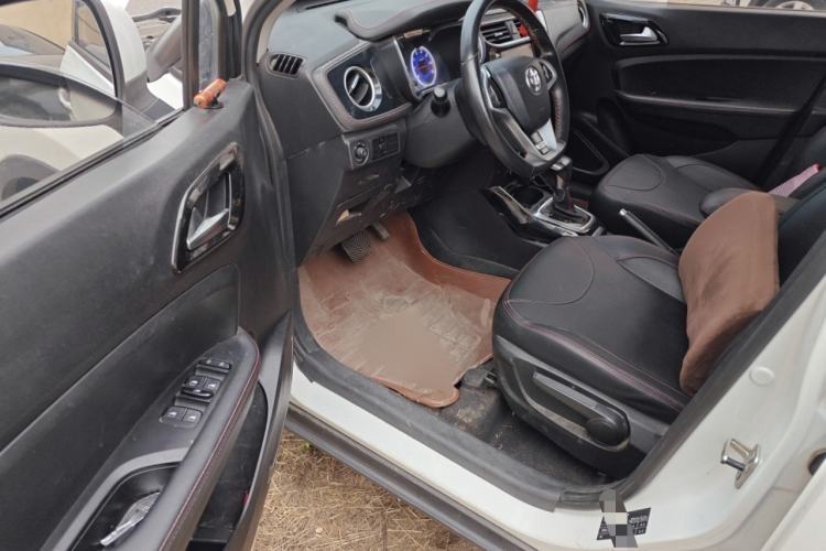 Used Brilliance V3 2016 1.5L Automatic Elite Model
