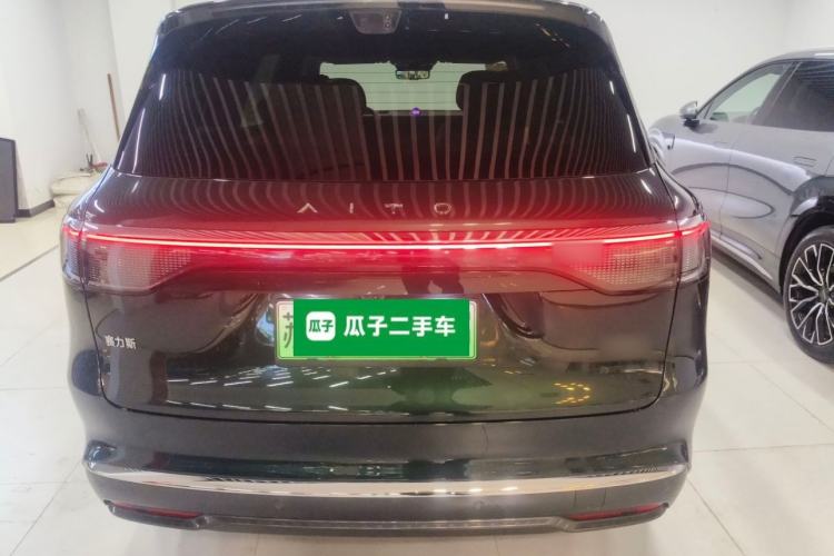 Used Hima AITO M8 2025 Extended-Range Max+ Version 53.4 kWh 5-Seater Edition Rear