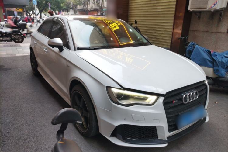 Used Audi A3 2015 Limousine 45 TFSI S line Luxury Model
