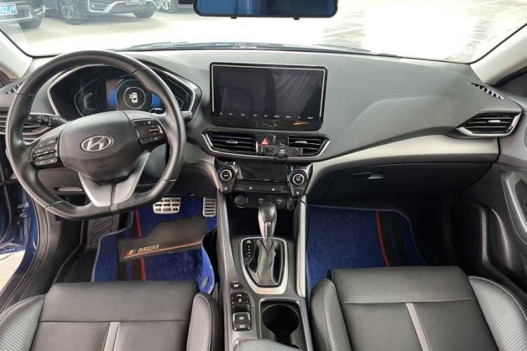 Used Hyundai Lafesta 2019 280TGDi Smart Edition China VI Standard Interior 4