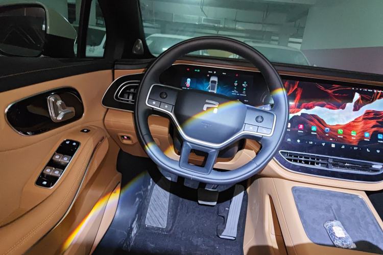 Used Rising R7 2025 Model Urban Edition