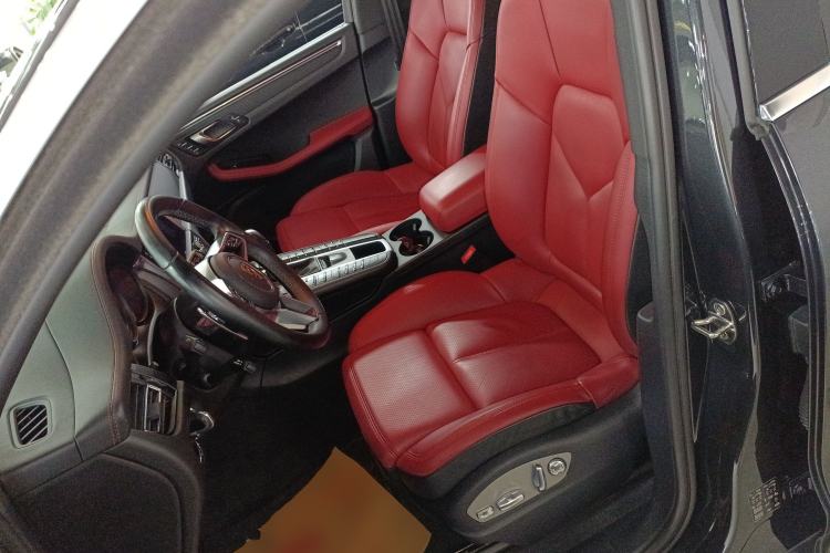 Used Porsche Macan 2021 Macan 2.0T