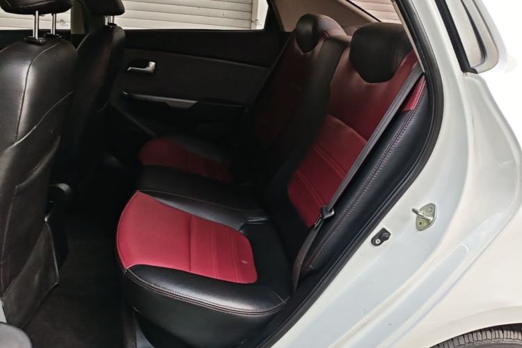 Used Kia K2 2015 Sedan 1.4L Automatic GLS