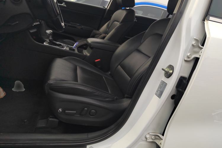 Used Kia KX5 2016 2.0L Automatic 2WD GLS Left Front Seat