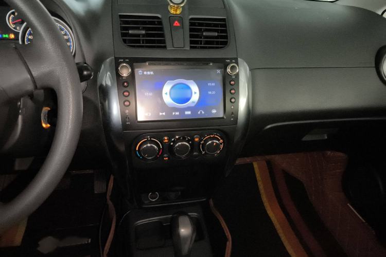 Used Suzuki SX4 2013 1.6L Automatic CoolRide Model
