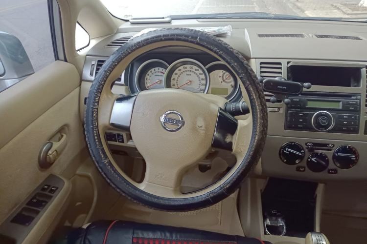 Used Nissan Tiida Sedan 2008 1.6L Manual Fashion Edition