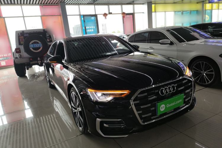 Used Audi A6L 2024 45 TFSI quattro Prestige Dynamic Edition Front Right 45 Deg