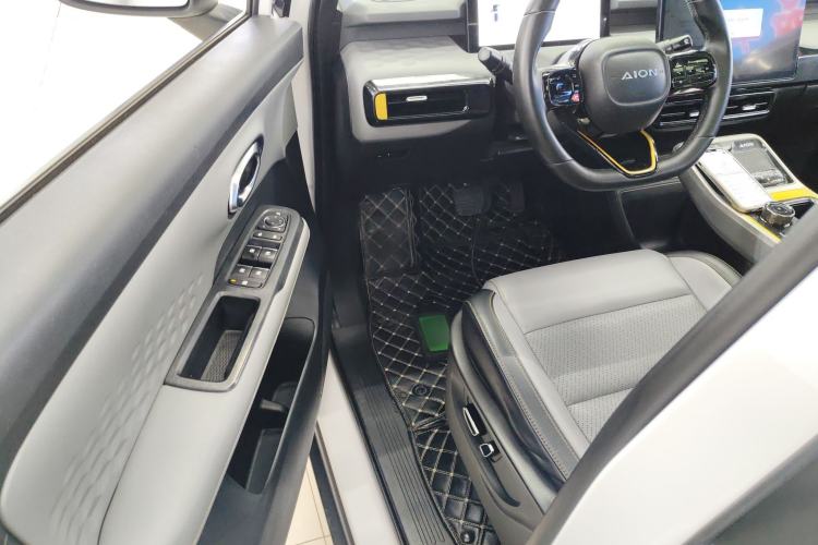 Used AION Y 2022 70 Intelligent Edition Lithium Iron Phosphate