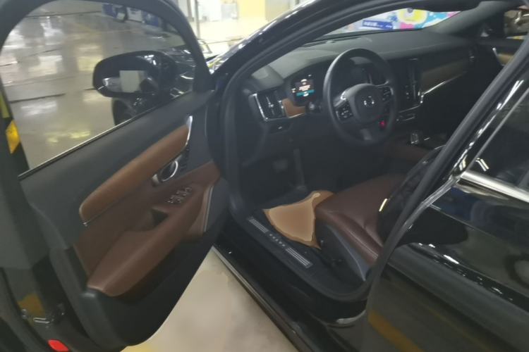 Used Volvo S90 2024 B5 Zhiyi Luxury Edition