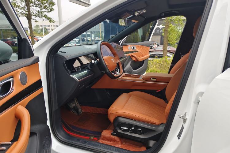 Used NETA L 2024 Extended-Range 220 Flash-Charge Edition