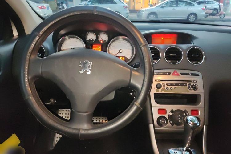 Used Peugeot 408 2010 2.0L Automatic Luxury Edition
