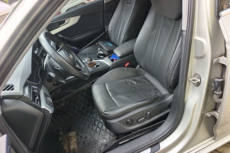 Used Audi A4L 2019 40 TFSI Fashion Edition China VI Emission Standard
