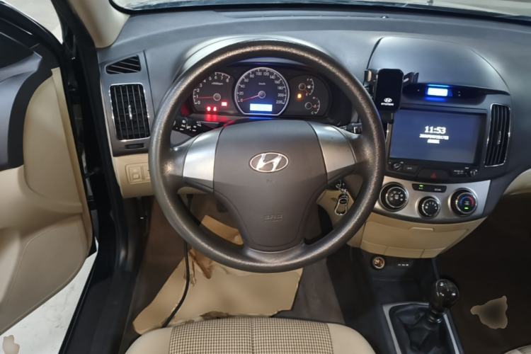 Used Hyundai Celesta 2011 1.6L Manual Comfort Edition