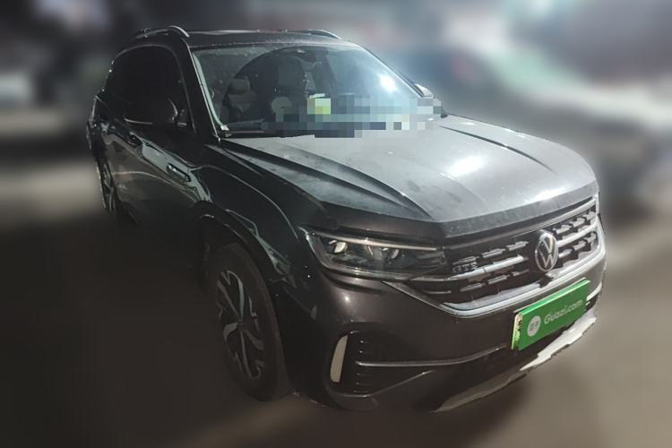 Used Volkswagen Tayron GTE Plug-in Hybrid 2023 280TSI Luxury Plus Advanced Edition Front Right 45 Deg