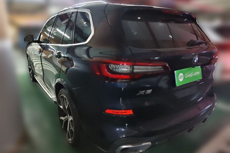 Used BMW X5 2020 xDrive40i Luxury Model with M Sport Package
