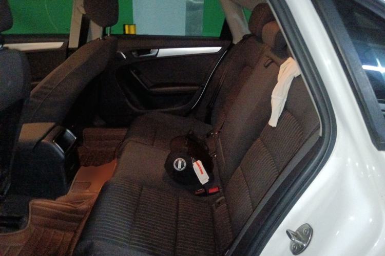 Used Audi A4L 2013 35 TFSI Automatic Standard Model Left Rear Seat