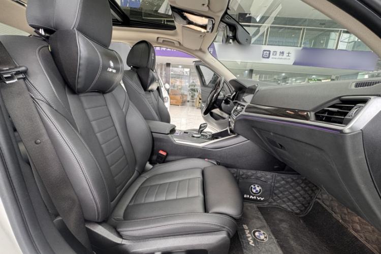 Used BMW 3 Series 2020 325Li M Sport Package Right Front Seat