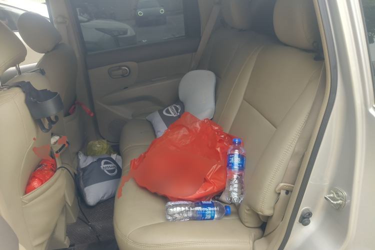 Used Nissan Livina 2010 Jingyue Edition 1.6L Automatic Supercharged Model