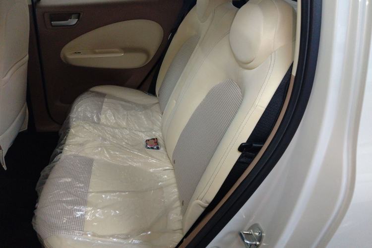 Used Wuling Hongguang MINIEV 2025 Four-Door Version Advanced Edition Left Rear Seat