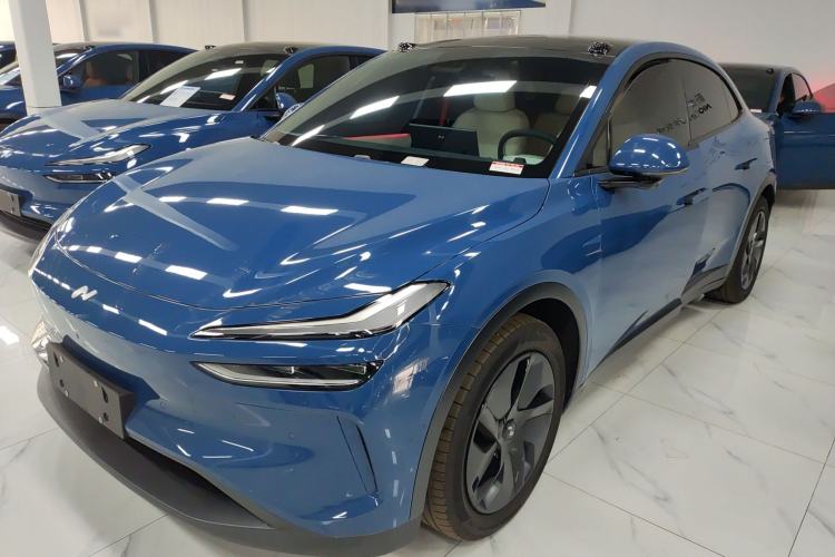 Used ONVO L60 2024 60 kWh All-Wheel Drive