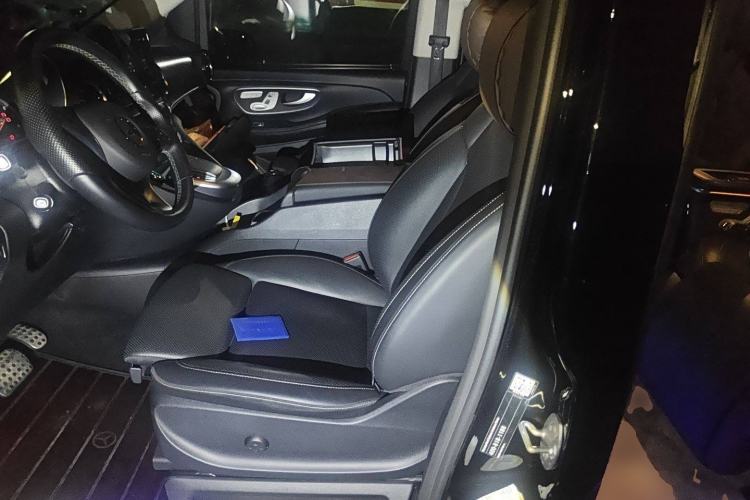 Used Mercedes-Benz V-Class 2022 V 260 L Long-wheelbase Luxury Edition
