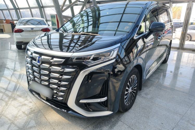 Used Denza D9 2024 DM-i 970 Luxury Model