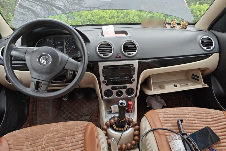 Used Volkswagen Lavida 2011 1.6L Manual Joy Version
