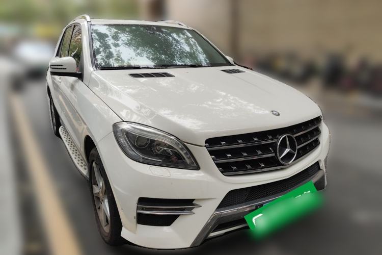 Used Mercedes-Benz M-Class 2015 ML 320 4MATIC Front Right 45 Deg