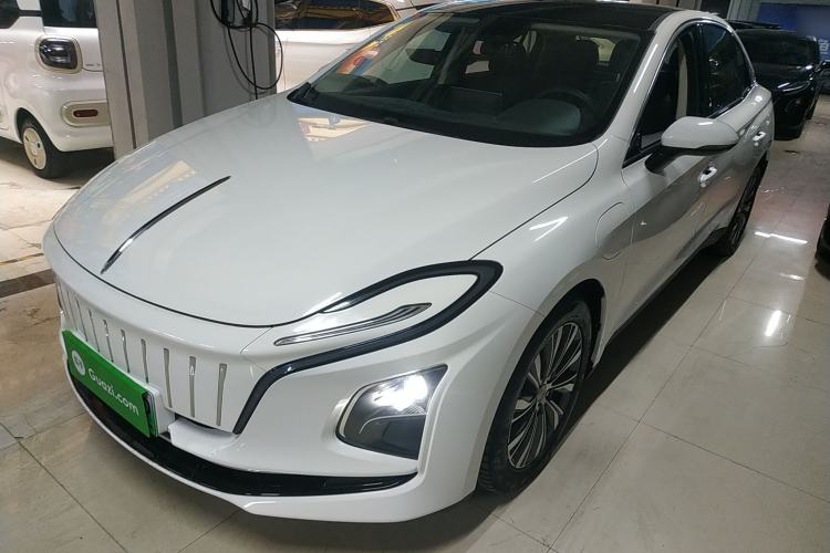 Used Hongqi E-QM5 2022 431 km Charge & Enjoy Edition